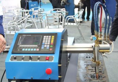 Gantry-Typ doppelt angetriebene CNC-Flammen-Plasmaschneidmaschine im Vertrieb
