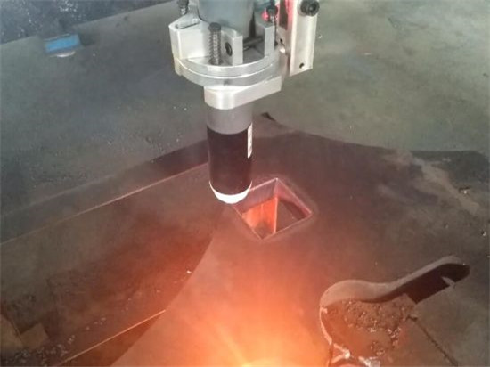 tragbare cnc flamme / plasma schneidemaschine stahl 8mm cnc metall schneidemaschine für messing kupfer