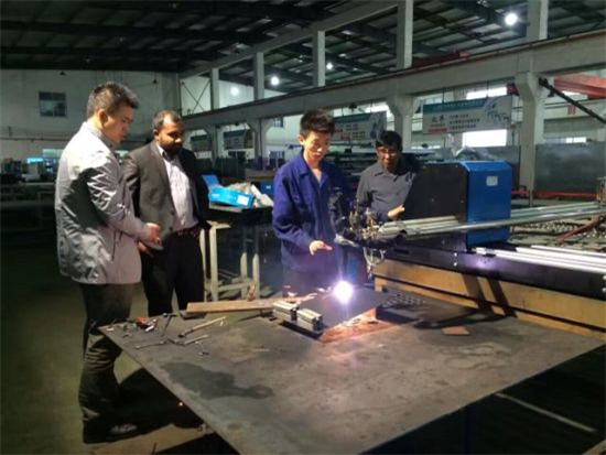 Chinesischer Lieferant CNC-Portalschneidemaschine