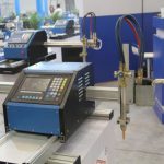 CNC-Schneidemaschine für Bleche und Metallrohre mit Plasmaschneiden und Autogenschneidbrenner